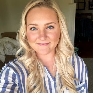 Meet your Posher, Christine